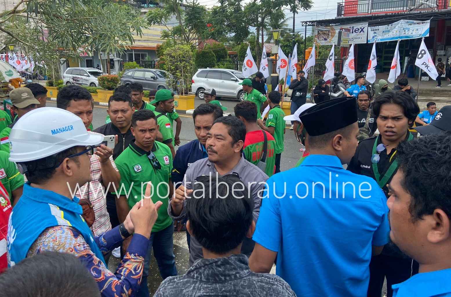 Listrik Padam Bergantian Knpi Bersama Elemen Masyarakat Gelar Aksi Di